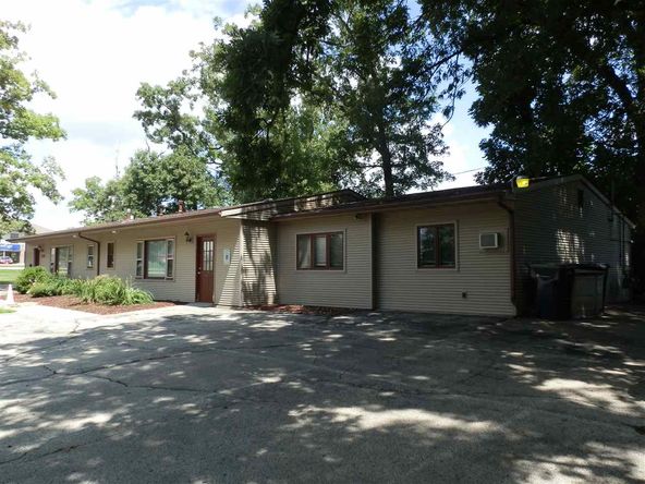 4245 Fox Hills Dr, Janesville, WI 53546